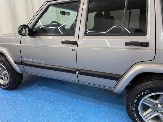 2000 Jeep XJ Cherokee - Image 11 of 21