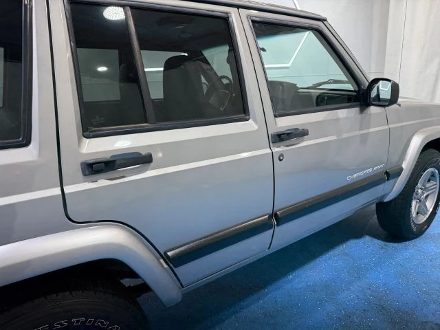2000 Jeep XJ Cherokee - Image 15 of 21