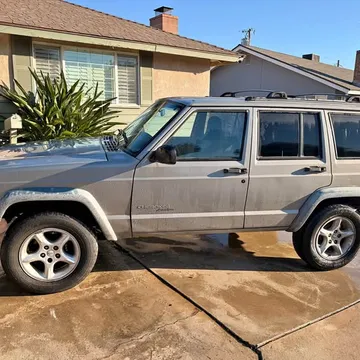 2000 Jeep Cherokee X Sport Utility 4D