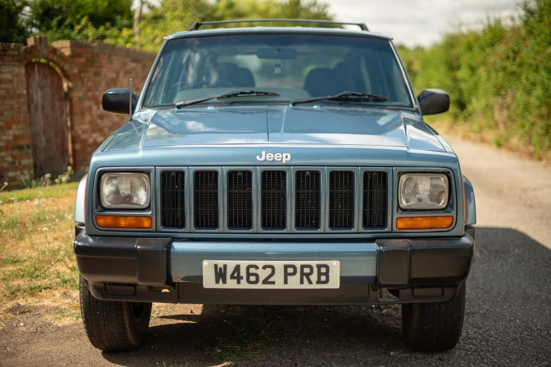 2000 Jeep XJ Cherokee - Image 11 of 30