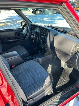 2000 Jeep XJ Cherokee - Image 10 of 12