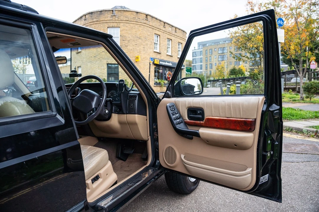 2000 Jeep XJ Cherokee - Image 29 of 30