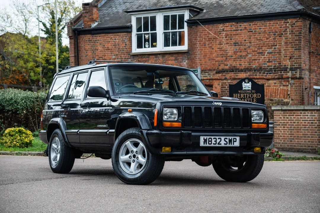 2000 Jeep XJ Cherokee - Image 2 of 30