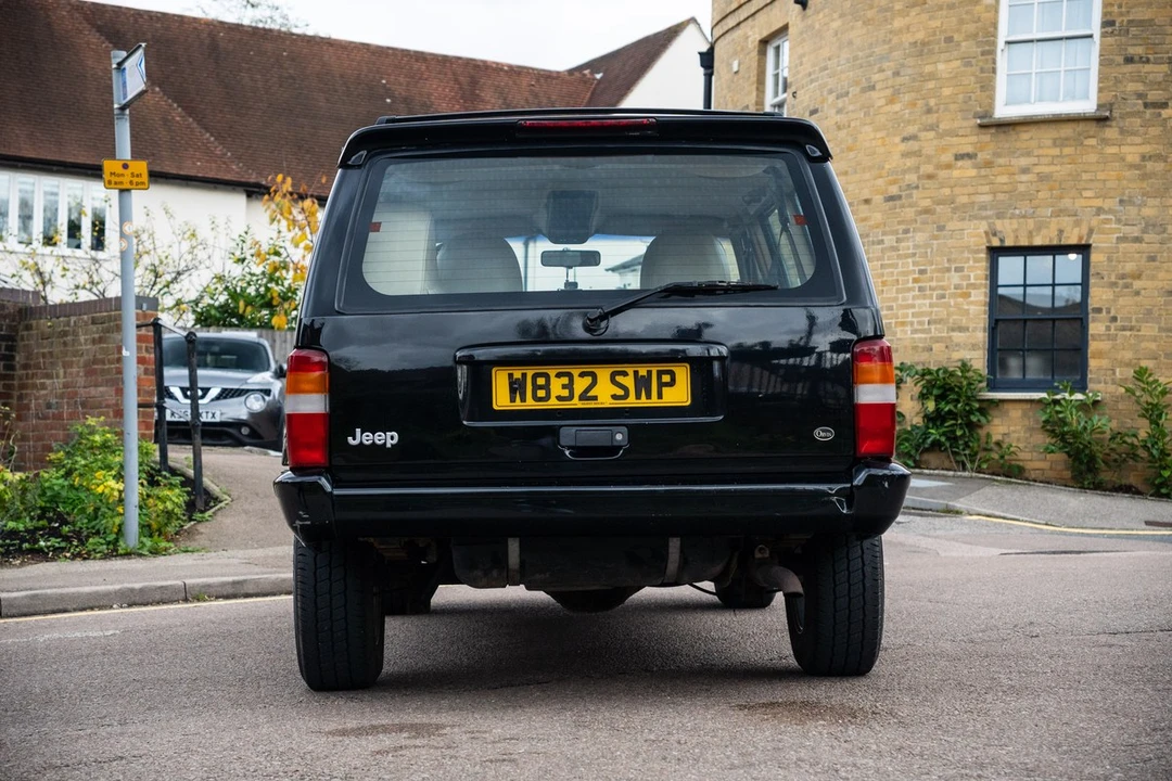 2000 Jeep XJ Cherokee - Image 15 of 30