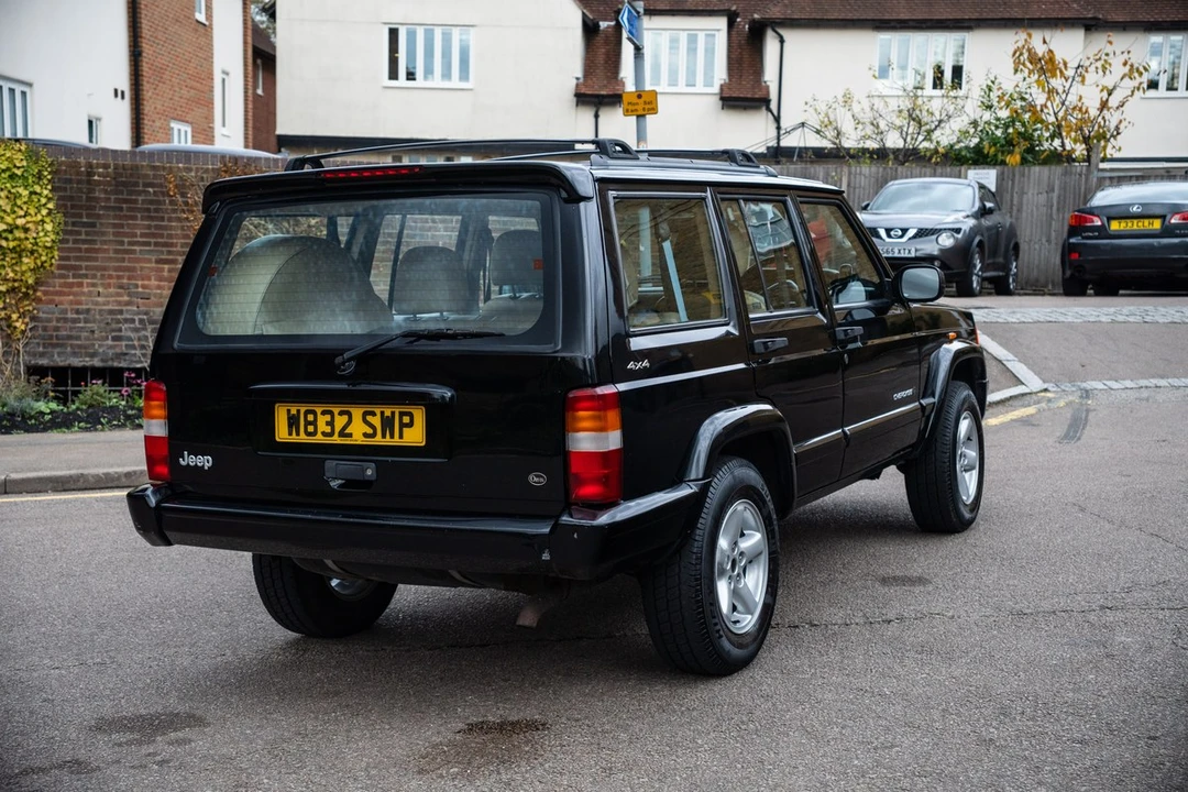 2000 Jeep XJ Cherokee - Image 16 of 30