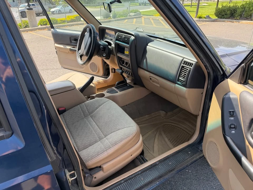 2000 Jeep XJ Cherokee - Image 11 of 15