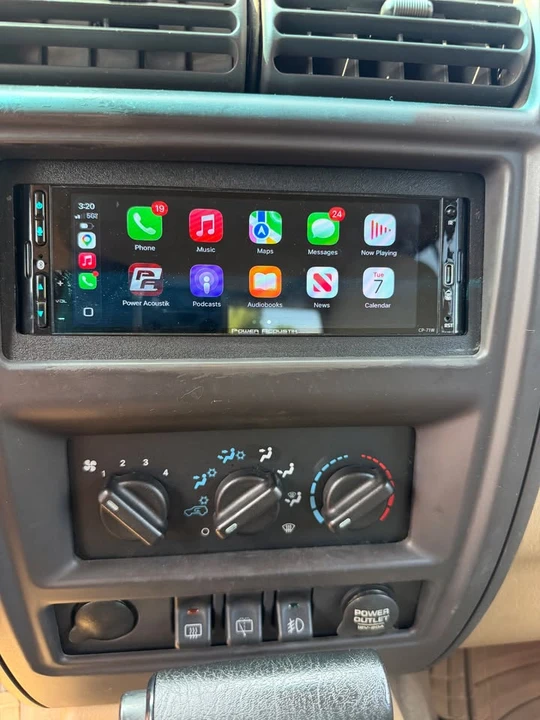 2000 Jeep XJ Cherokee - Image 15 of 15