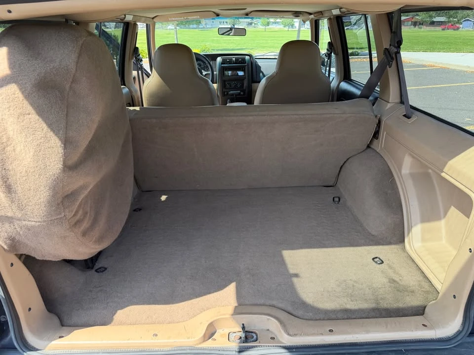 2000 Jeep XJ Cherokee - Image 12 of 15