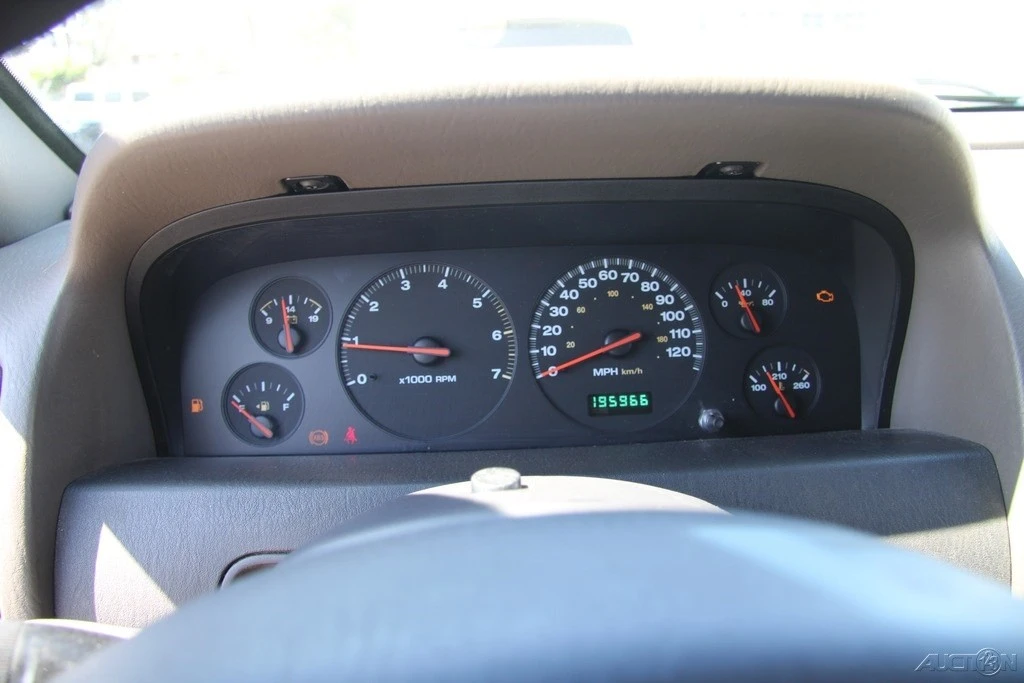 2000 Jeep WJ Grand Cherokee - Image 16 of 21