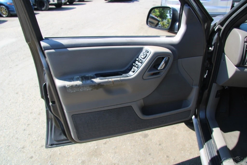 2000 Jeep WJ Grand Cherokee - Image 13 of 21
