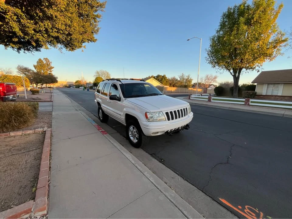2000 Jeep WJ Grand Cherokee - Image 2 of 12