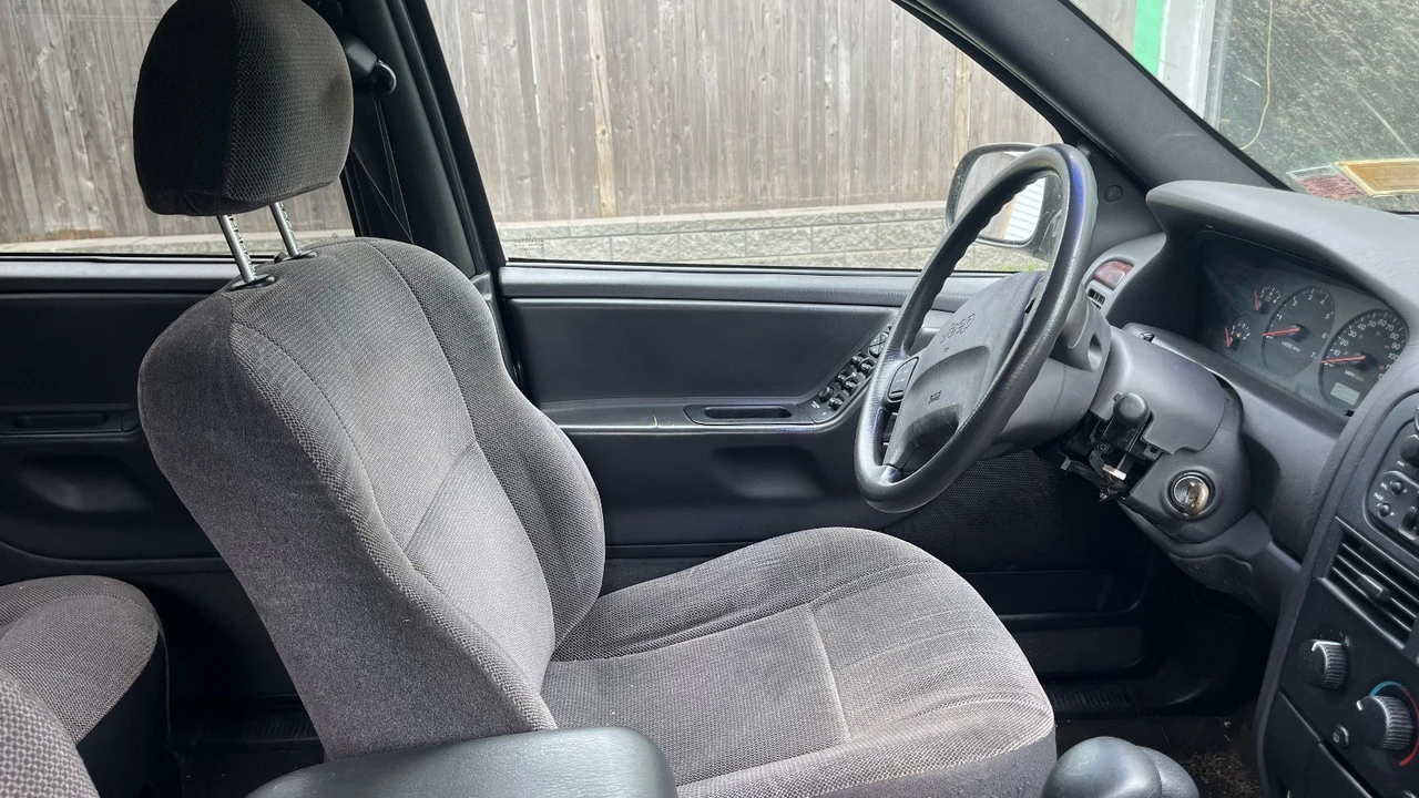 2000 Jeep WJ Grand Cherokee - Image 17 of 23
