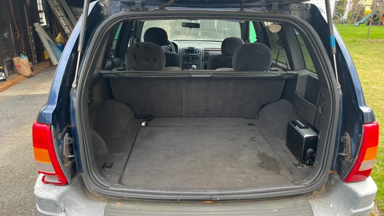 2000 Jeep WJ Grand Cherokee - Image 9 of 23
