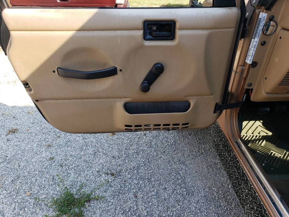 2000 Jeep TJ Wrangler - Image 10 of 24
