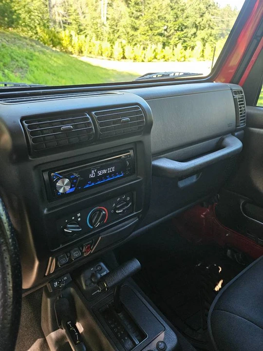 2000 Jeep Wrangler - Image 4 of 14