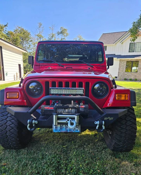2000 Jeep Wrangler - Image 2 of 14