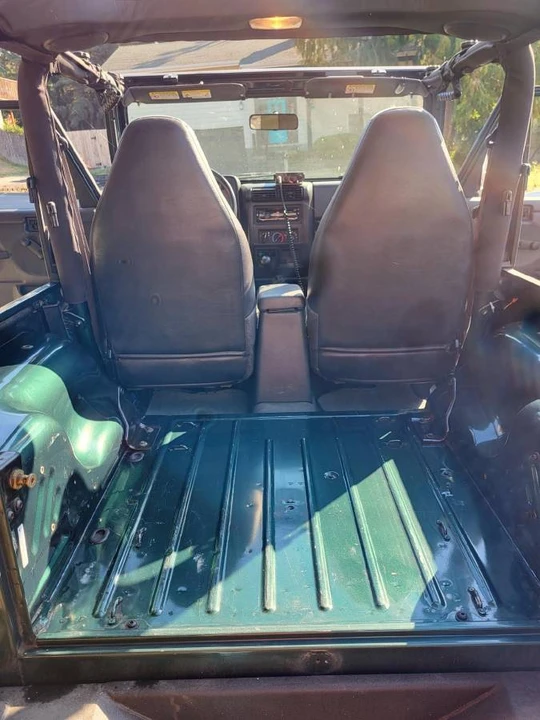 2000 Jeep TJ Wrangler - Image 23 of 24
