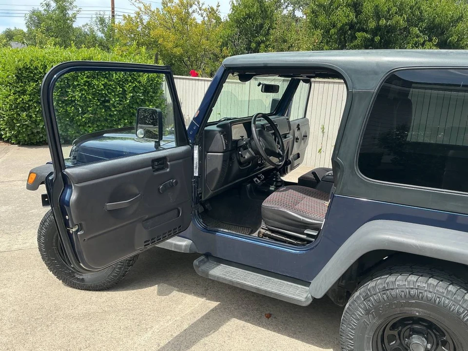 2000 Jeep TJ Wrangler - Image 5 of 16