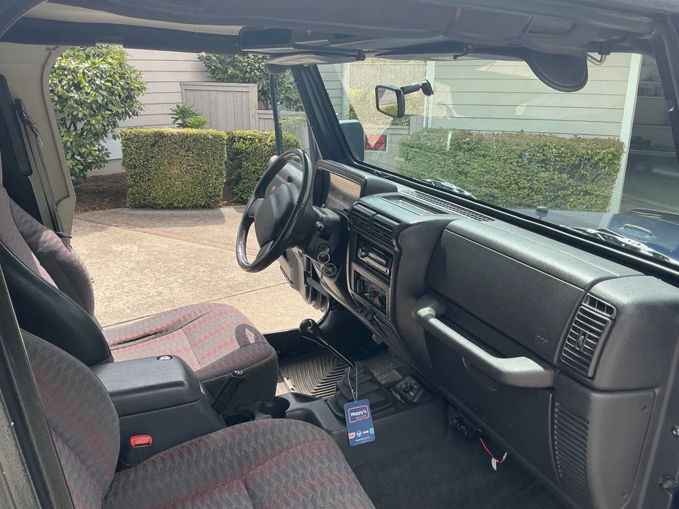 2000 Jeep TJ Wrangler - Image 8 of 16
