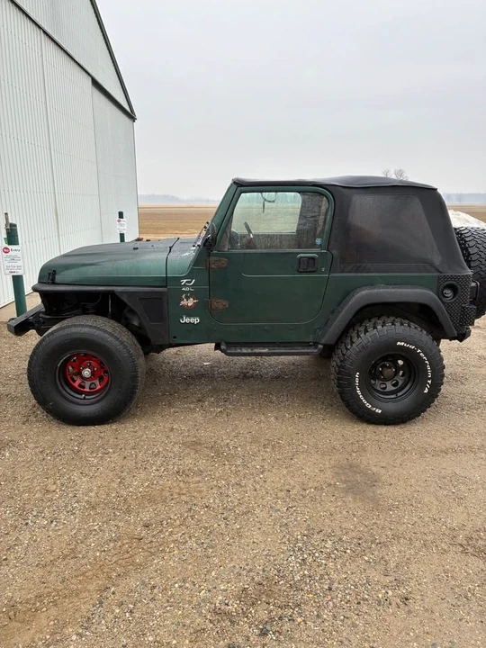 2000 Jeep TJ Wrangler - Image 2 of 7