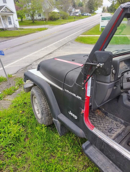 2000 Jeep TJ Wrangler - Image 3 of 6