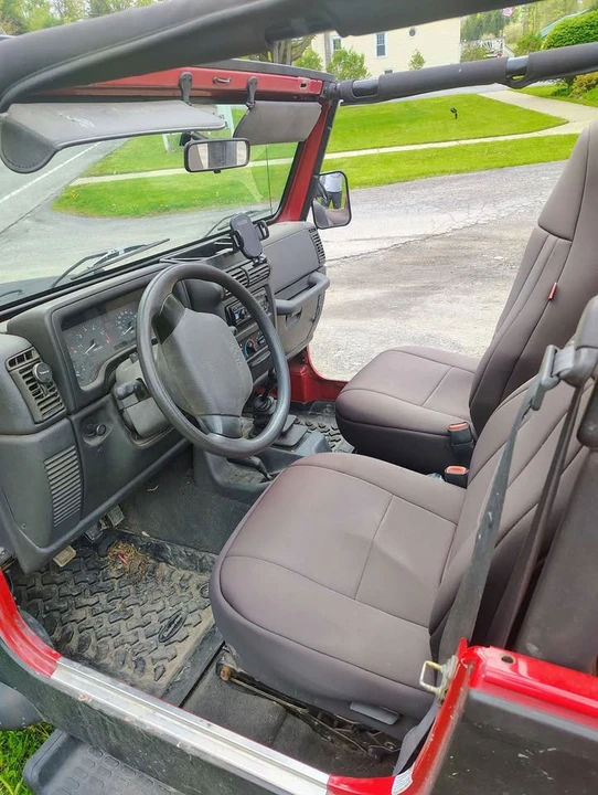 2000 Jeep TJ Wrangler - Image 2 of 6