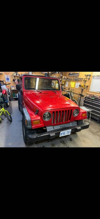 2000 Jeep TJ Wrangler - Image 2 of 3