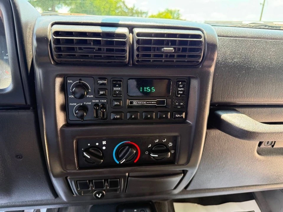 2000 Jeep TJ Wrangler - Image 14 of 20