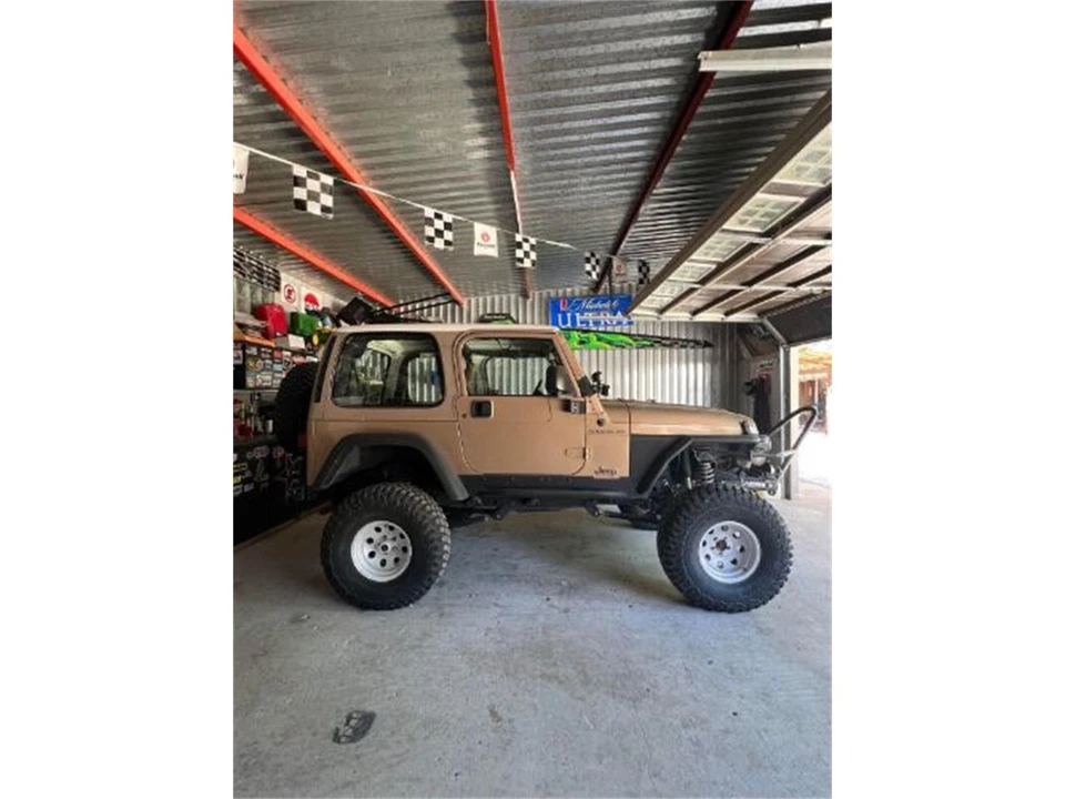 2000 Jeep TJ Wrangler - Image 4 of 25