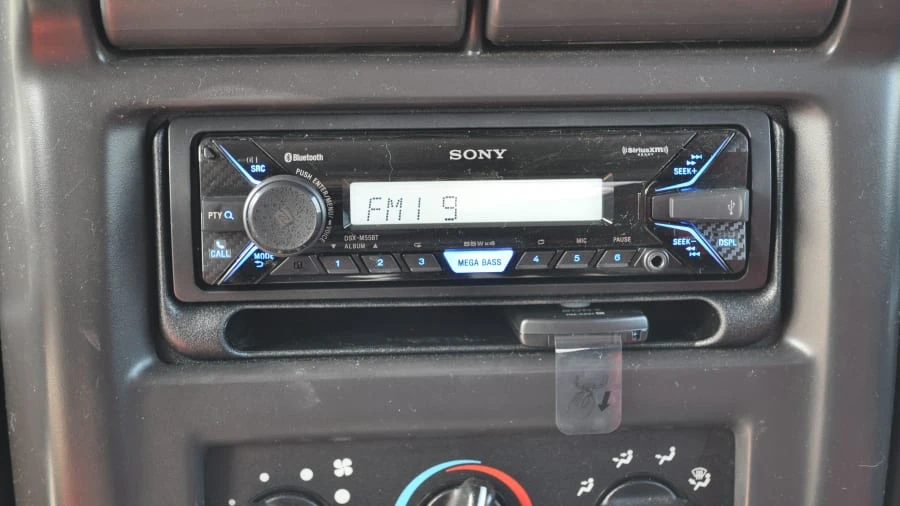 2000 Jeep TJ Wrangler - Image 5 of 12