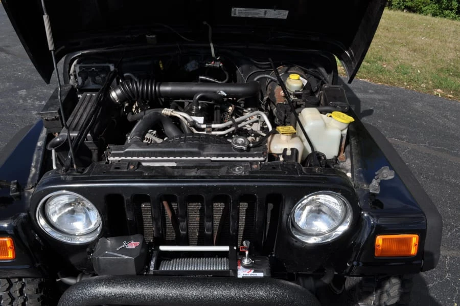2000 Jeep TJ Wrangler - Image 5 of 10