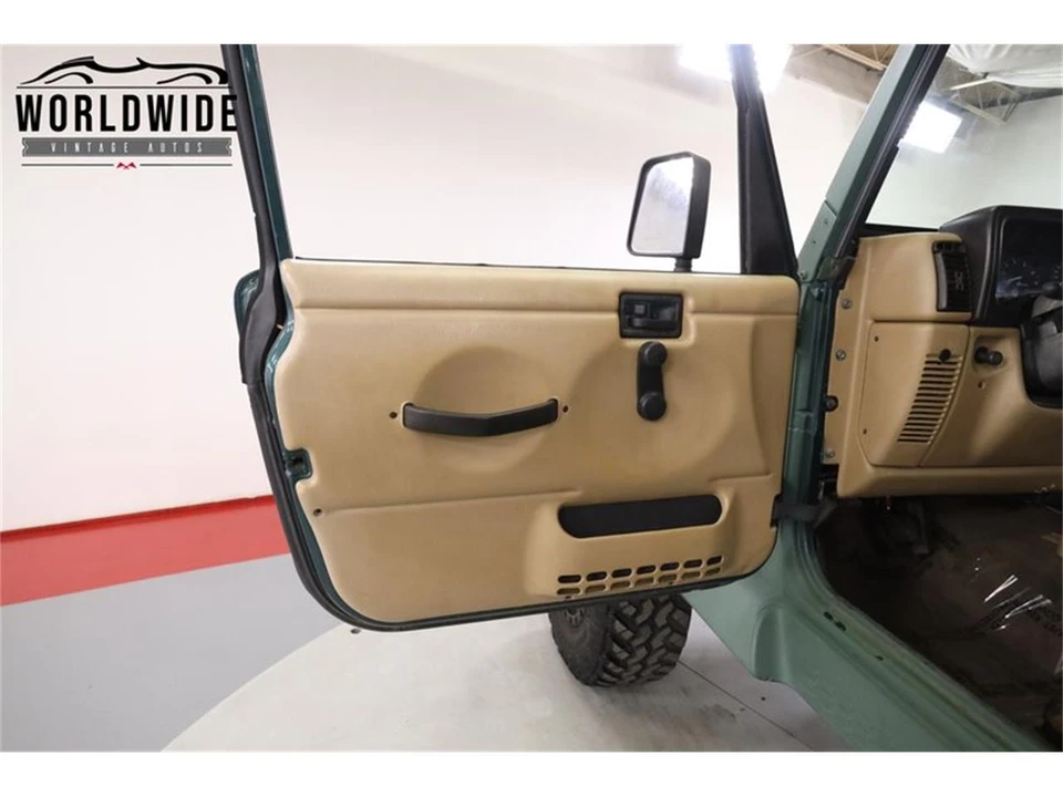 2000 Jeep TJ Wrangler - Image 29 of 31