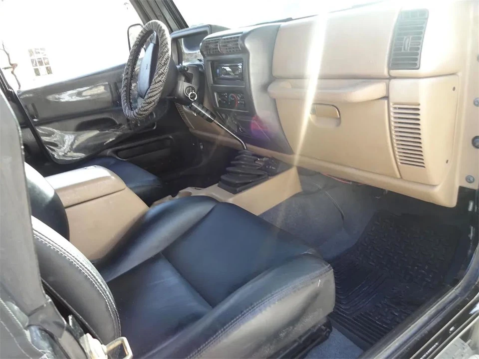 2000 Jeep TJ Wrangler - Image 26 of 28