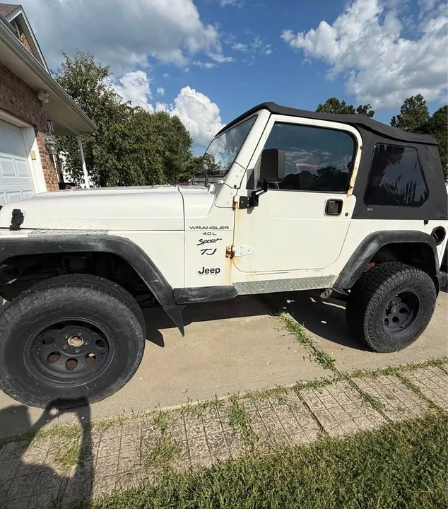 2000 Jeep TJ Wrangler - Image 3 of 9