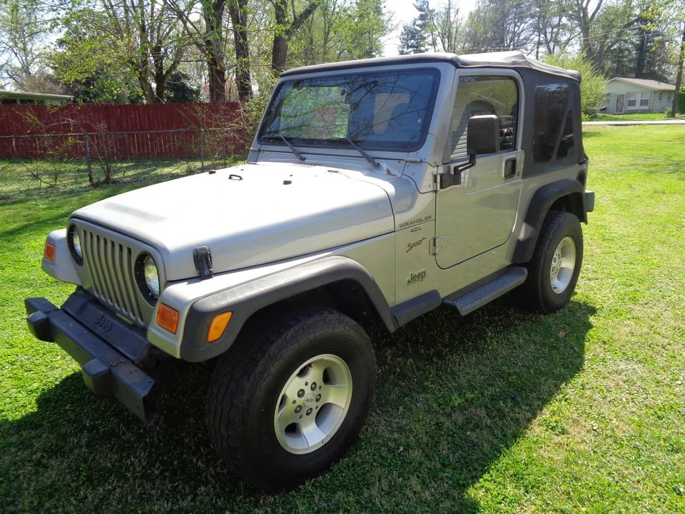 2000 Jeep TJ Wrangler - Image 10 of 12