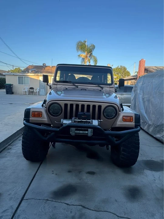 2000 Jeep Wrangler - Image 3 of 9