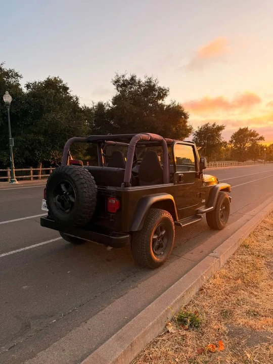 2000 Jeep Wrangler - Image 6 of 8