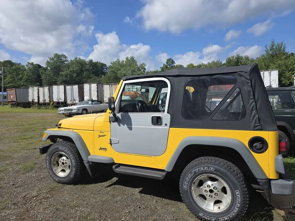 2000 Jeep TJ Wrangler - Image 3 of 8