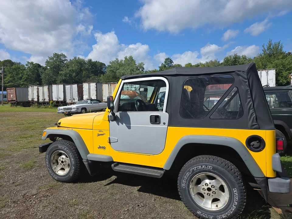 2000 Jeep TJ Wrangler - Image 3 of 8