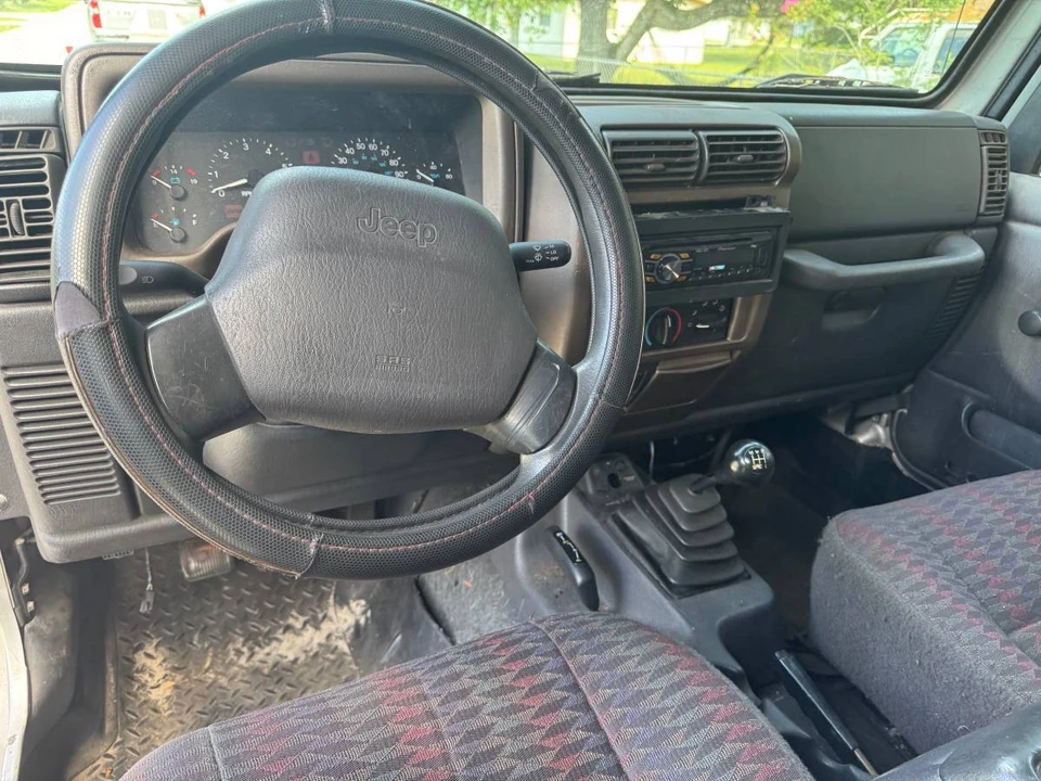 2000 Jeep TJ Wrangler - Image 5 of 9