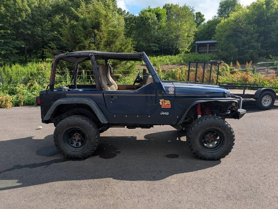 2000 Jeep TJ Wrangler - Image 3 of 7