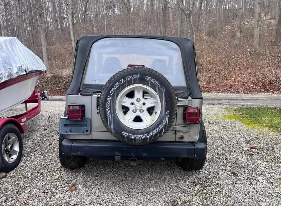 2000 Jeep TJ Wrangler - Image 4 of 4