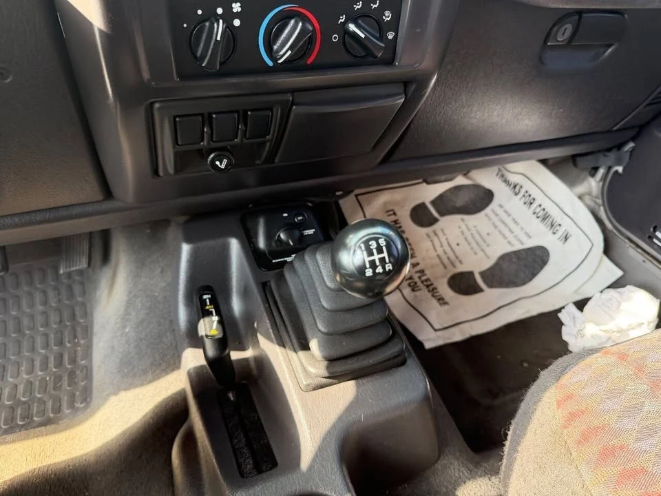 2000 Jeep TJ Wrangler - Image 8 of 16