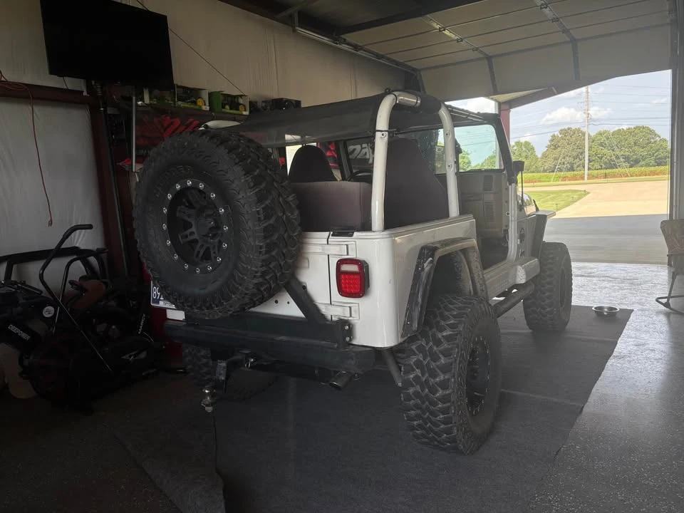 2000 Jeep TJ Wrangler - Image 2 of 7