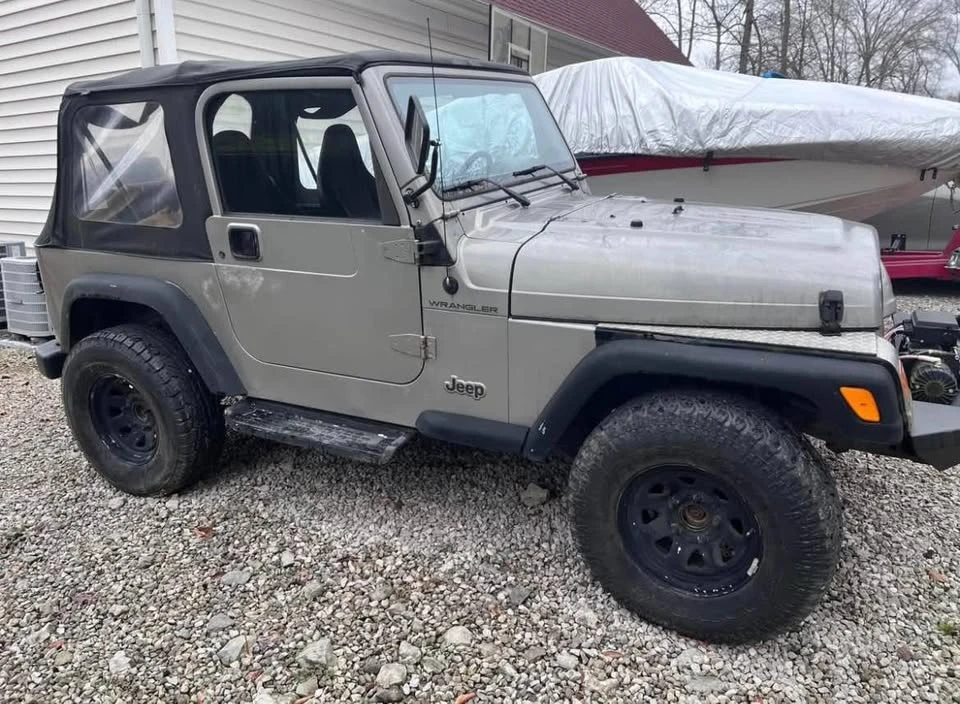 2000 Jeep TJ Wrangler - Image 3 of 4