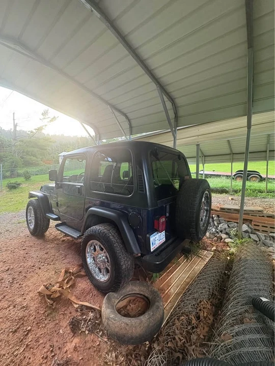 2000 Jeep TJ Wrangler - Image 2 of 5