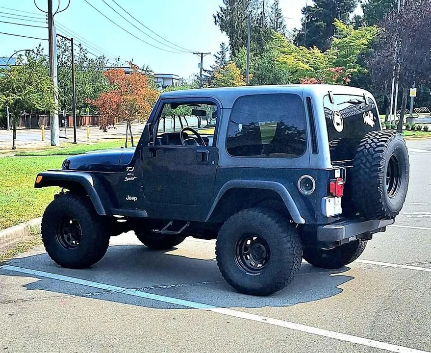 2000 Jeep TJ Wrangler - Image 8 of 9
