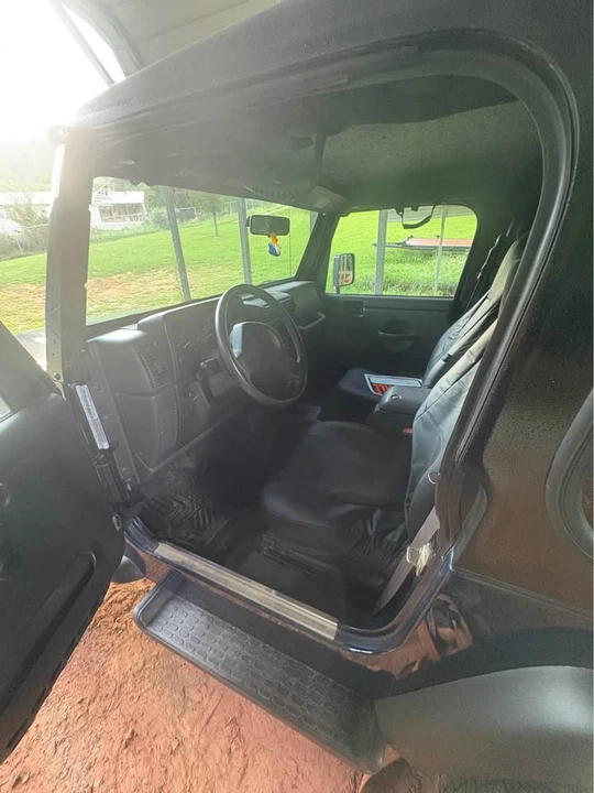 2000 Jeep TJ Wrangler - Image 4 of 5