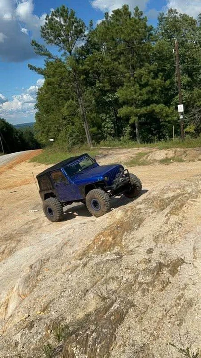 2000 Jeep TJ Wrangler - Image 15 of 16