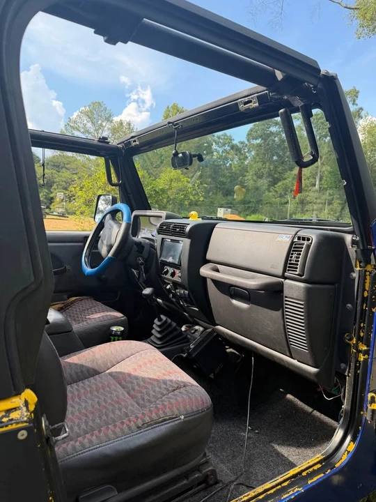2000 Jeep TJ Wrangler - Image 6 of 16